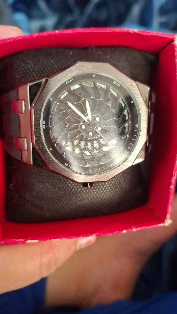 ساعت مچی|ساعت|لنگرود, |دیوار