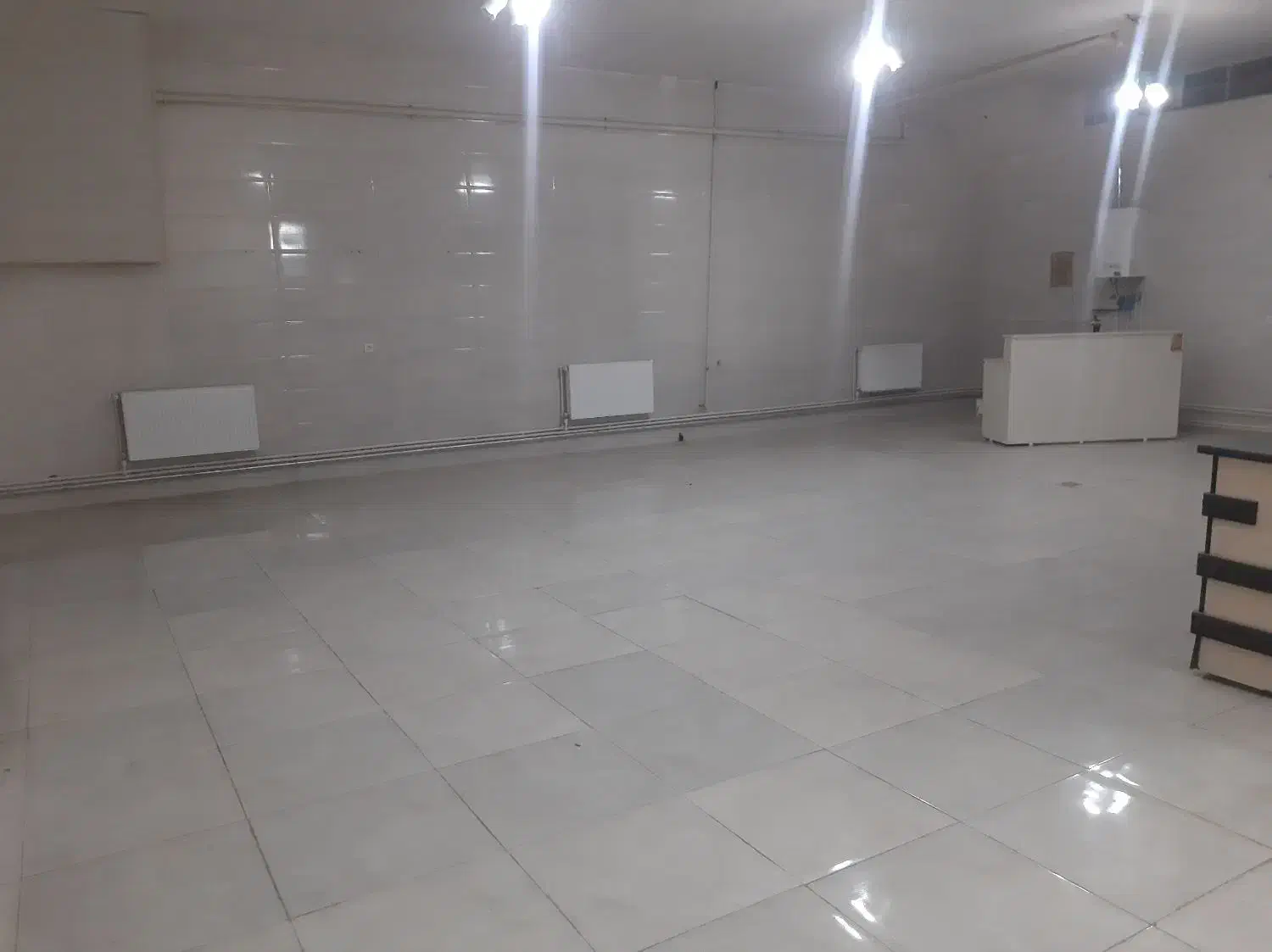 اجاره زیرزمین ۱۶۵ متری اجاره توافقی|اجارهٔ مغازه و غرفه|خوی, |دیوار