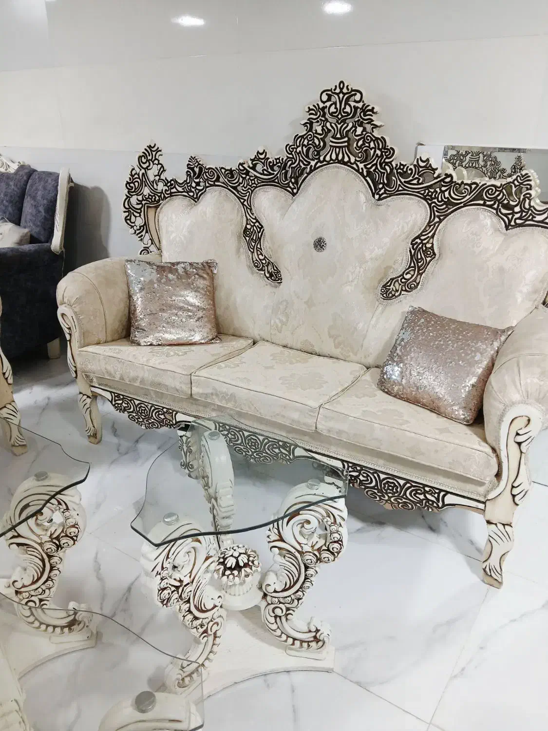 مبلمان راحتی ، چستر ، سلطنتی|مبلمان خانگی و میز عسلی|کوهدشت, |دیوار