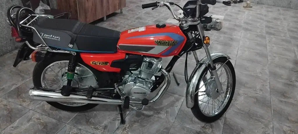 متور ۱۲۵ زمرد کویر|موتورسیکلت|حاجی آباد, |دیوار