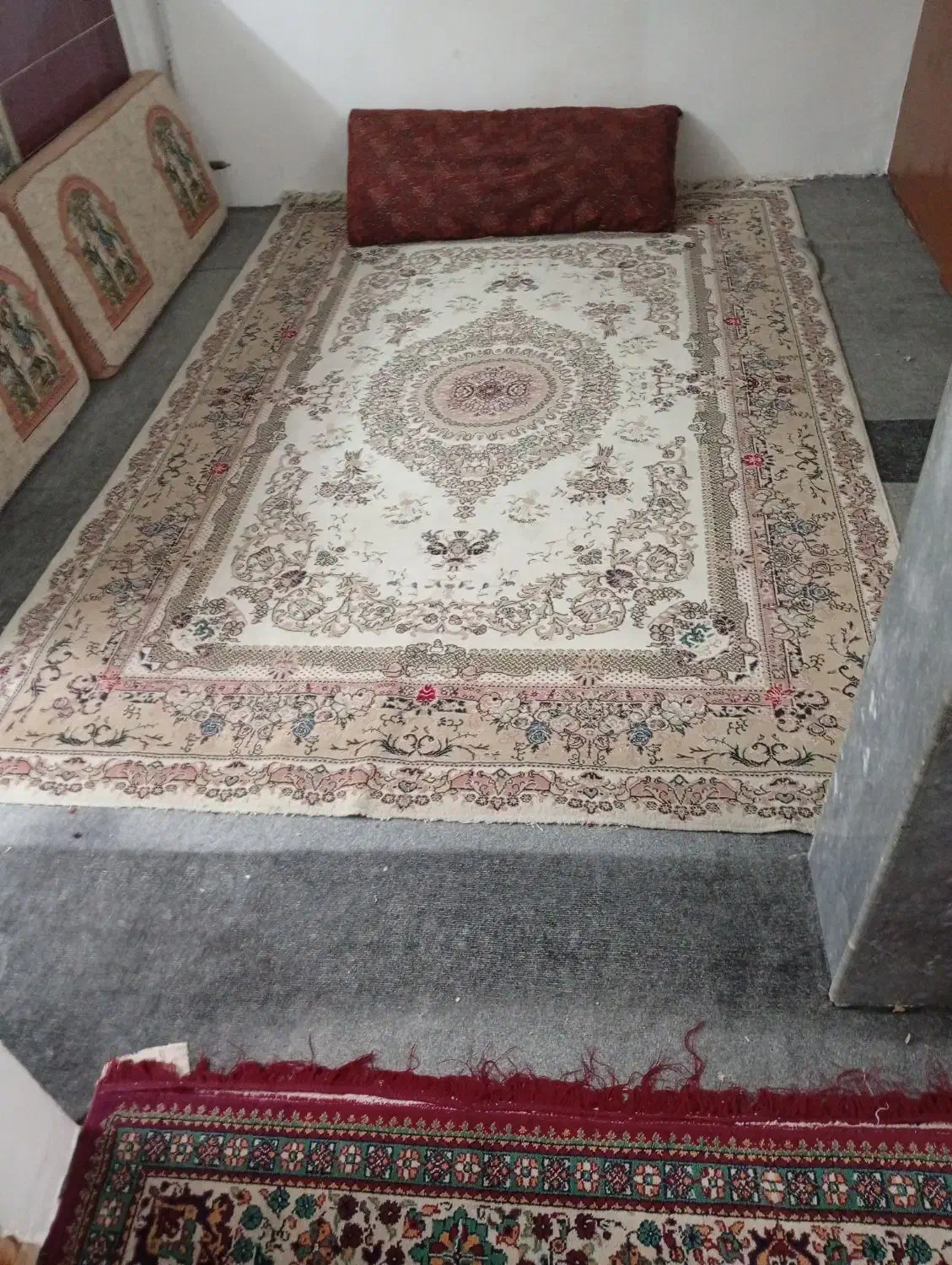 6 عدد فرش و 2 عدد قالیچه|فرش|ارومیه, |دیوار