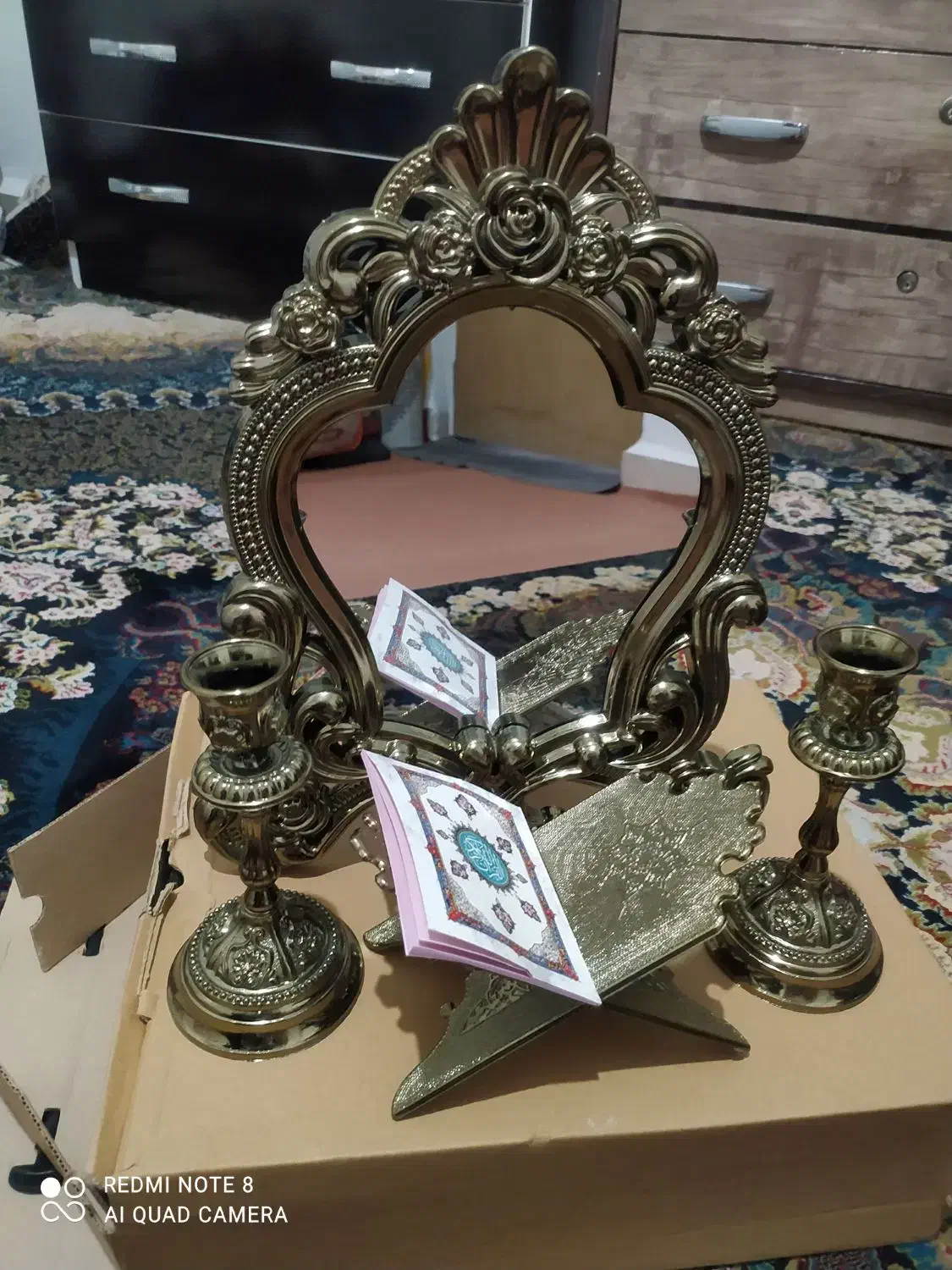 آینه و شمعدان|آینه|کرمانشاه, |دیوار