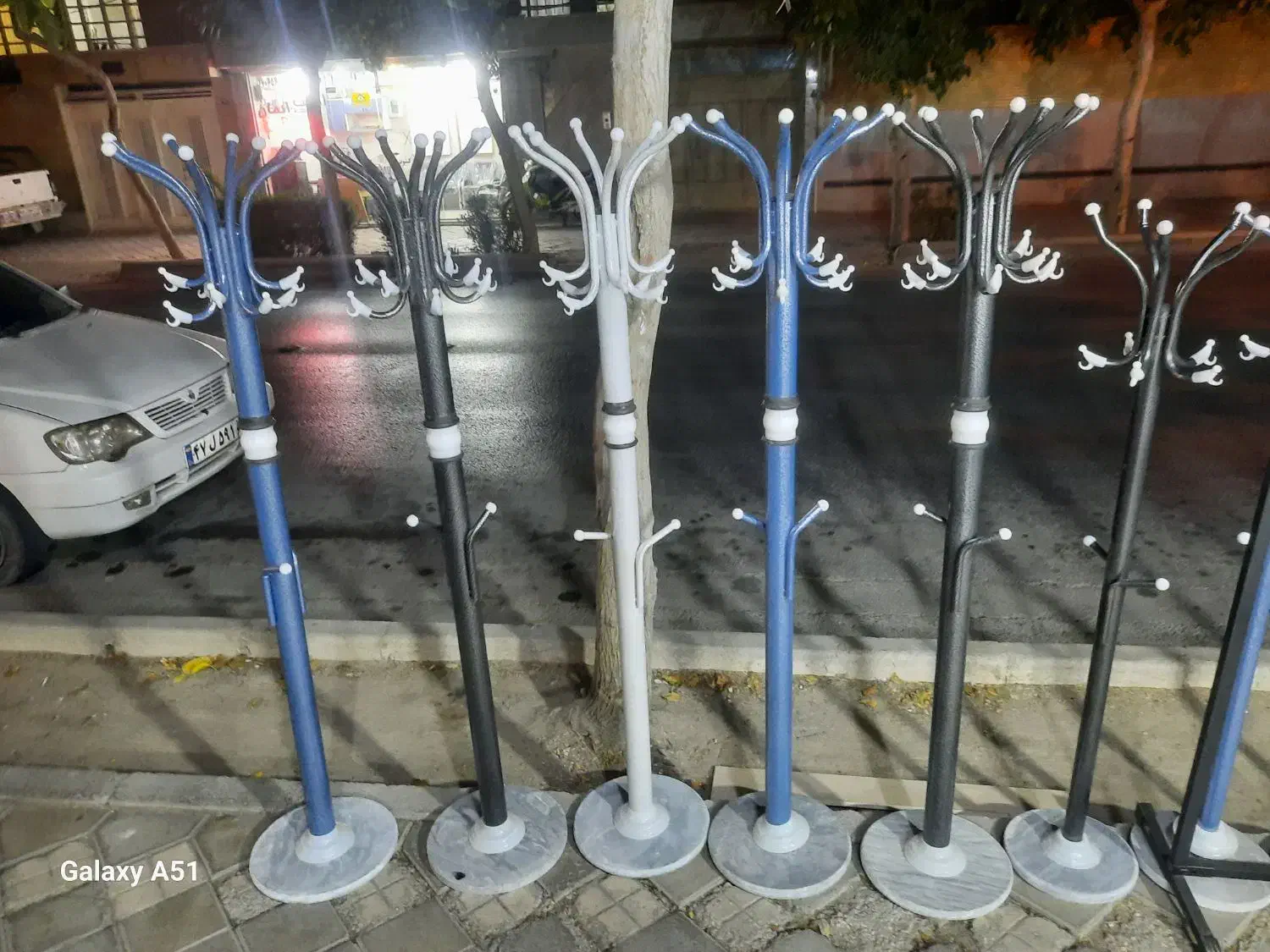 فروش جالباسی  پایه سنگی چرخشی استاتیک|بندرخت و رخت‌آویز|اصفهان, کلمان|دیوار