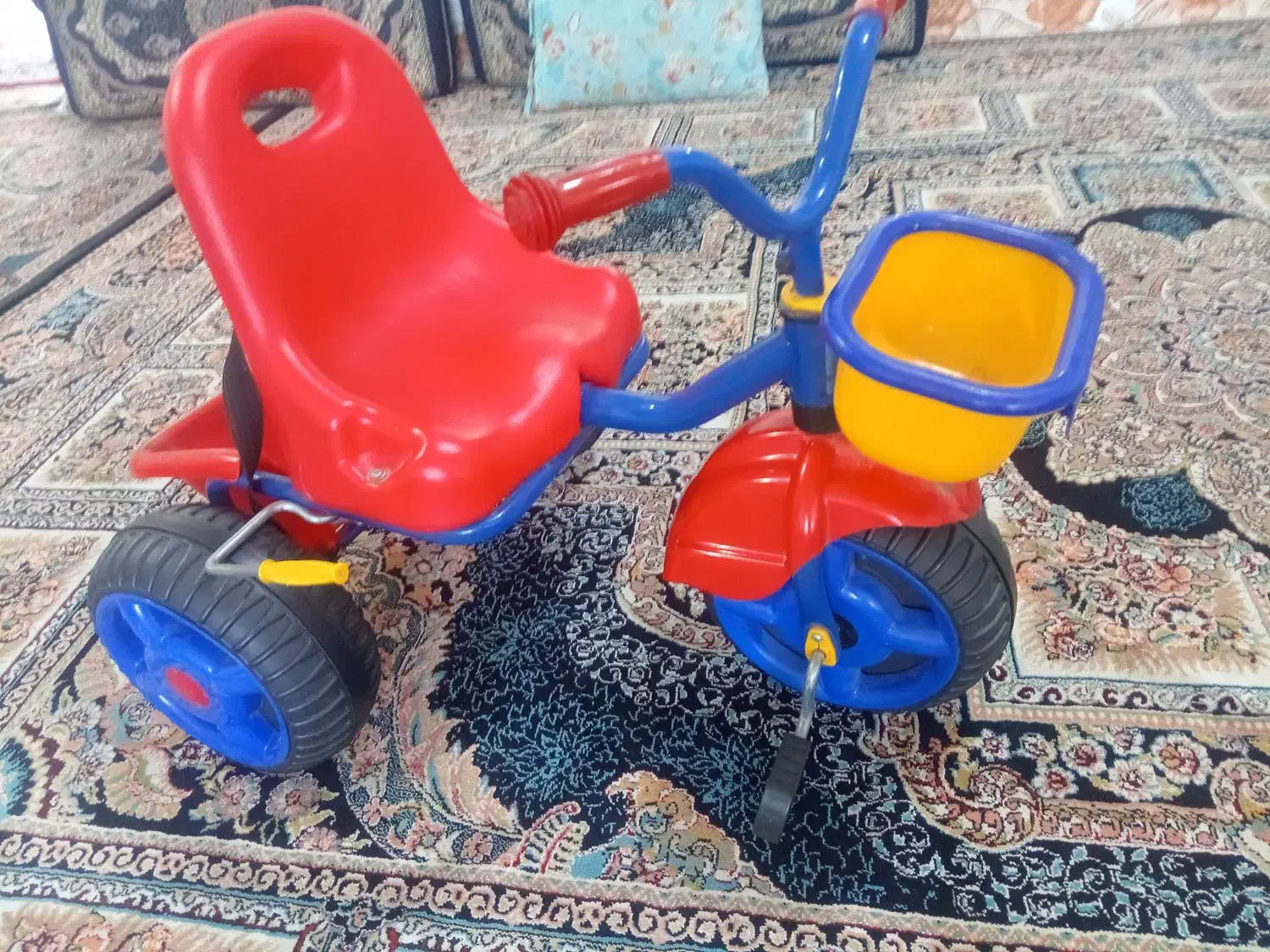 سه چرخه کودک|اسباب‌بازی بچه|زابل, |دیوار