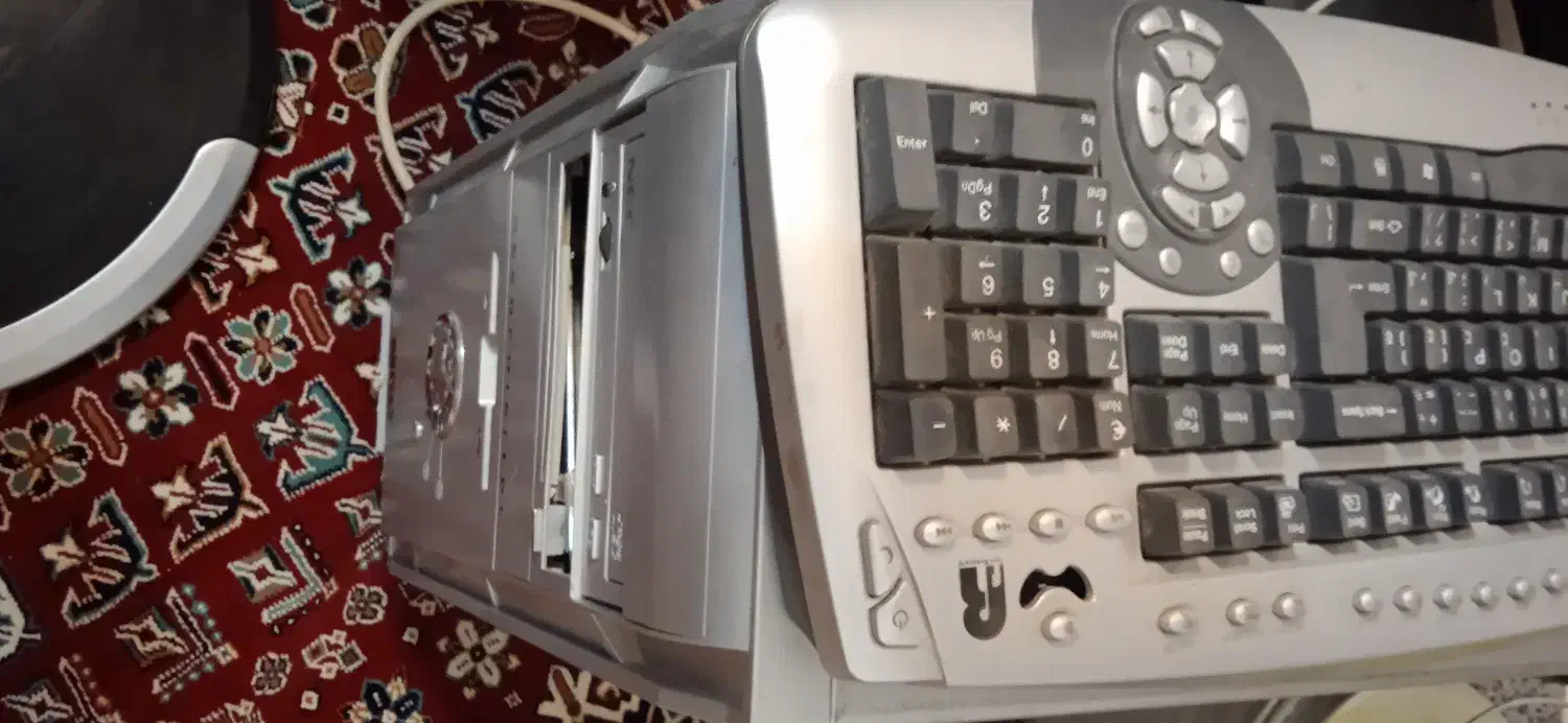 کامپیوتر|رایانه رومیزی|کازرون, |دیوار