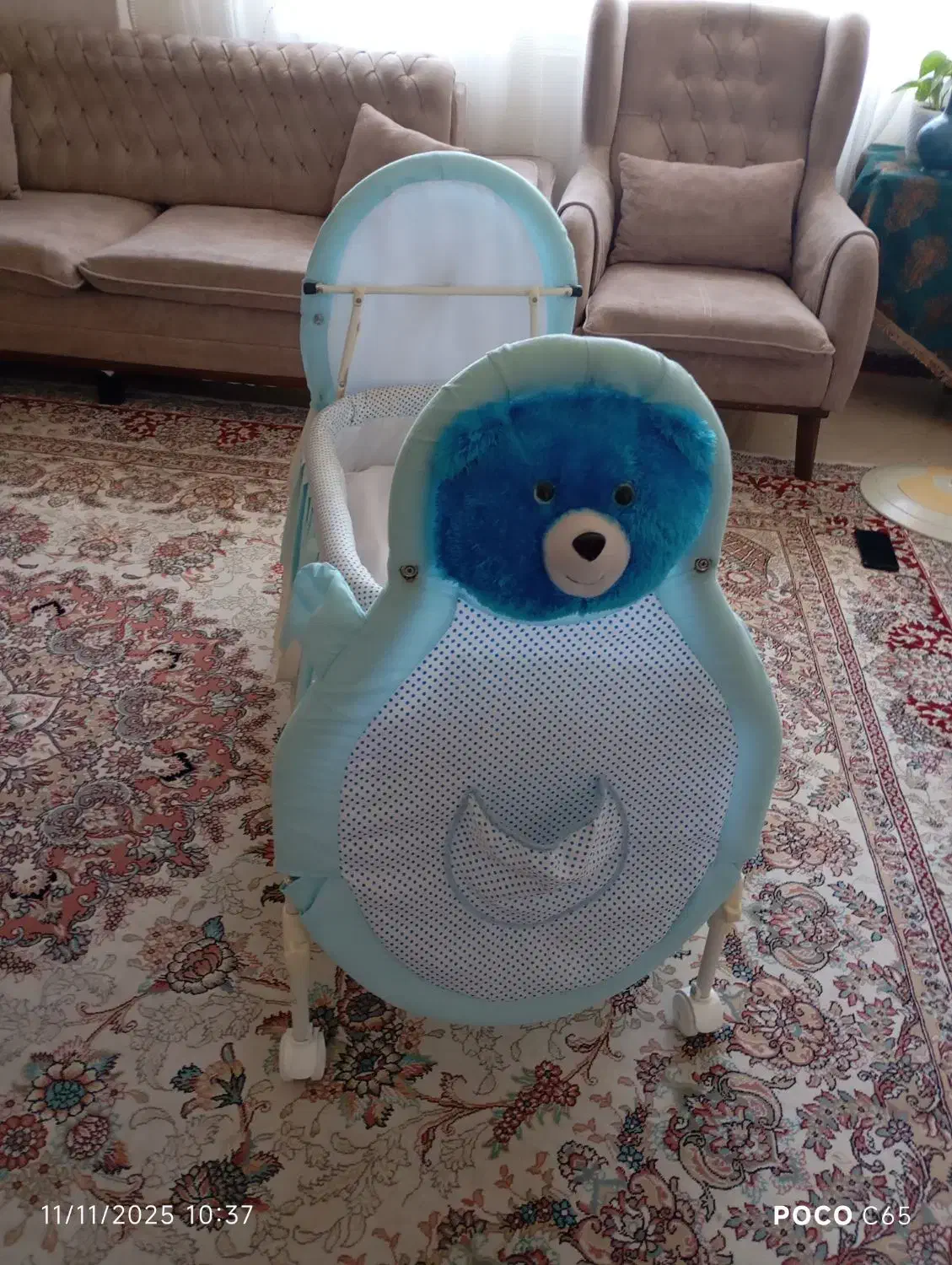 گهواره خیلی تمیز ونو مثل نو مناسب سیسمونی|اسباب و اثاث بچه|گلبهار, شهر جدید گلبهار|دیوار