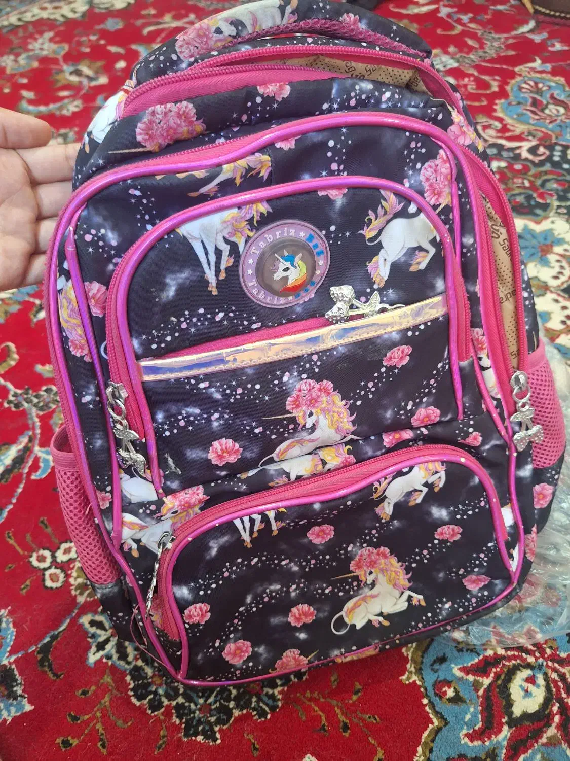 کیف مدرسه دخترانه|کیف، کفش، کمربند|تبریز, |دیوار