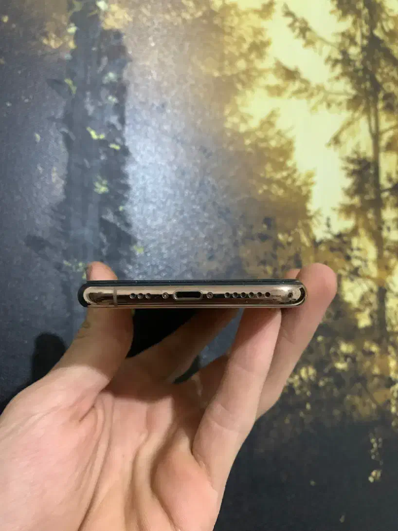 گوشی ایفن iPhone xs رنگ طلایی در حد نو|موبایل|گرمسار, |دیوار
