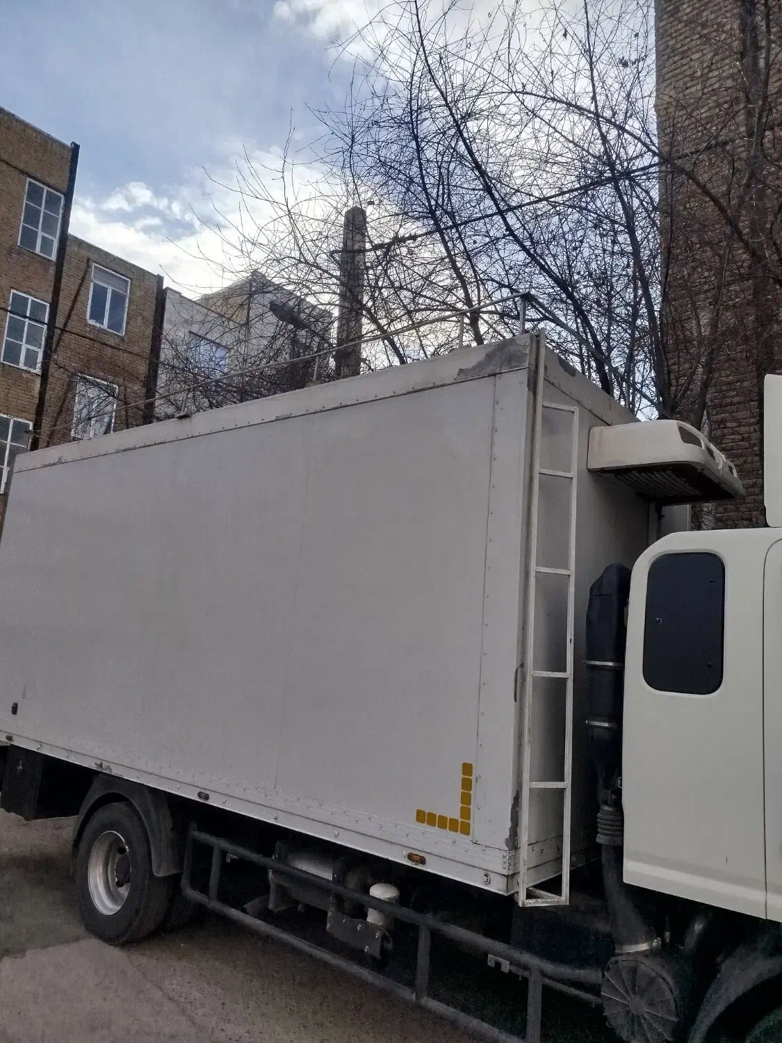 اتاق یخچالی ایسوزو وجک والوند|قطعات یدکی و لوازم جانبی|اردبیل, |دیوار