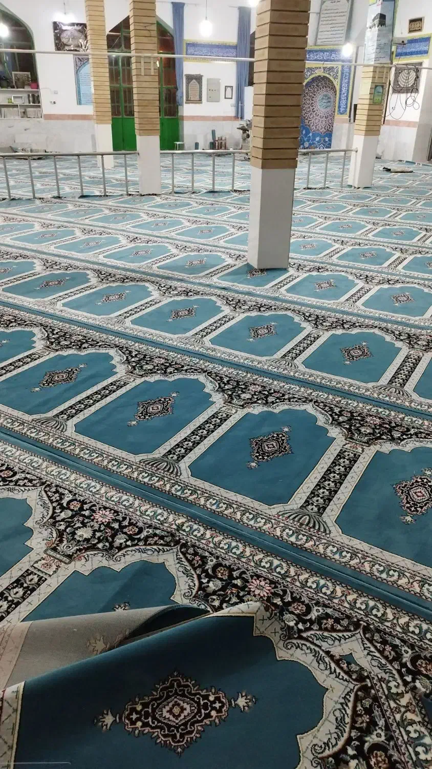 اجرا / نصب فرش محرابی|فرش|مشهد, فرهنگ|دیوار