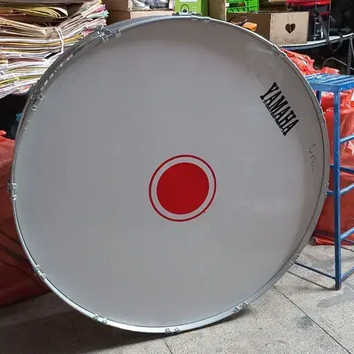 طبل محرم|درام و پرکاشن|قیدار, |دیوار