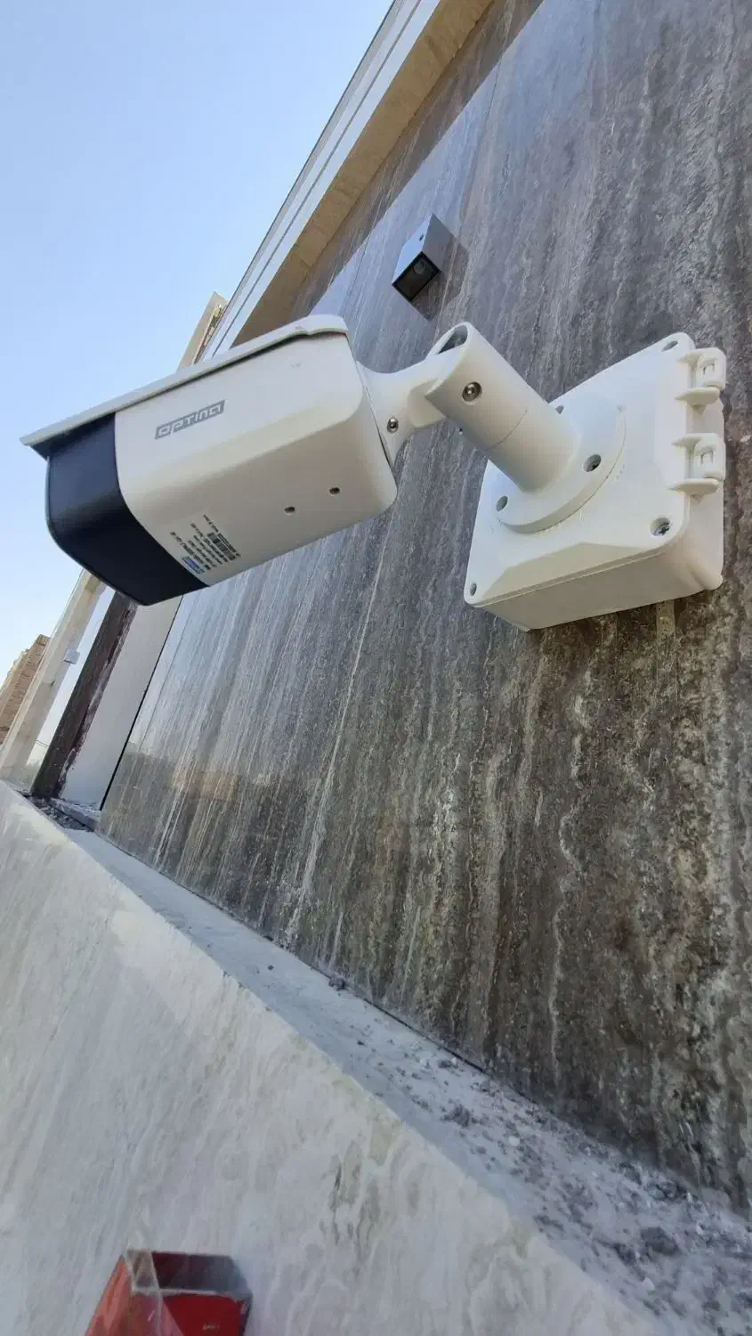 نصب وفروش دوربین مدابسته ip شبکه دزدگیر اماکن|دوربین مداربسته|یزد, |دیوار