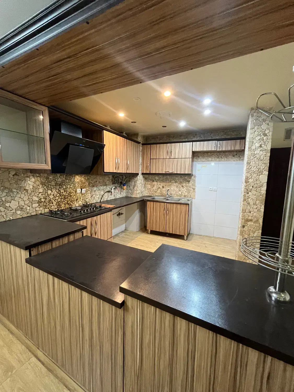 ۹۰ متر/شهید رجایی شمالی/ تکواحد/نورگیر و دلباز|اجارهٔ آپارتمان|ورامین, ورامین|دیوار