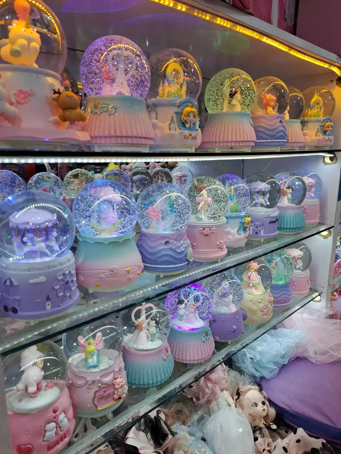 گوی موزیکالی جدید|چراغ خواب و آباژور|زاهدان, |دیوار