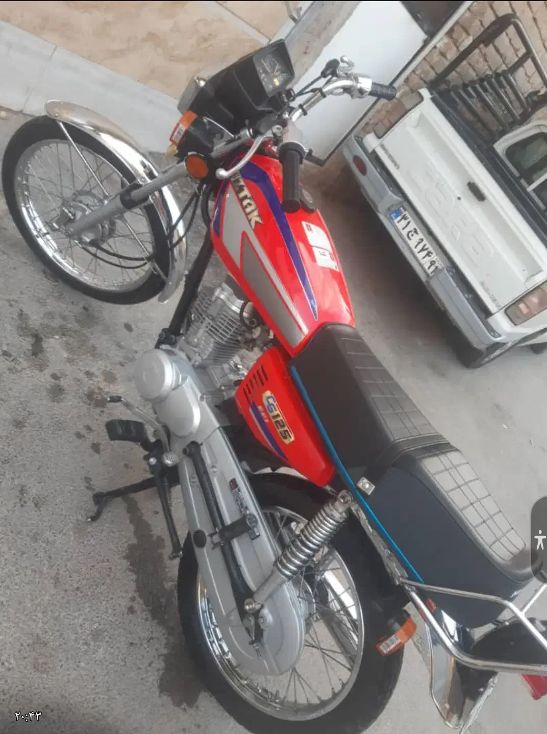 هندا ۱۲۵کاربرات خشک|موتورسیکلت|شیراز, شهرک امام حسین|دیوار