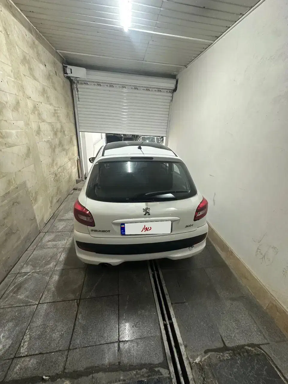 207پانا بدون رنگ|خودرو سواری و وانت|ری, شهادت|دیوار