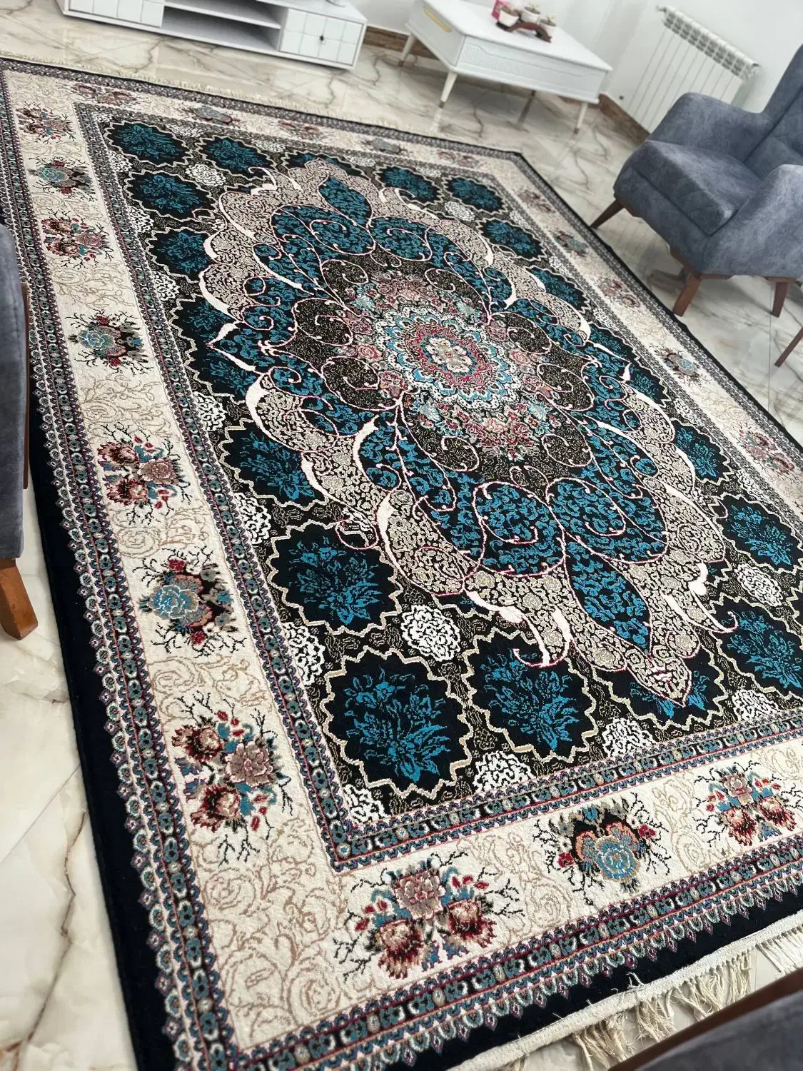 فرش ۹ متری دستبافت مشهد|فرش|قائم‌شهر, |دیوار