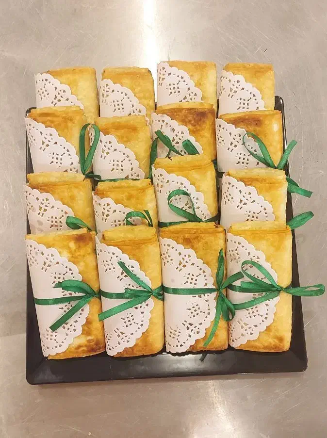 سمبوسه ، اشترودل ، بلغاری ، ساندویچ، سالادماکارونی|خدمات پذیرایی، مراسم|کرمان, |دیوار