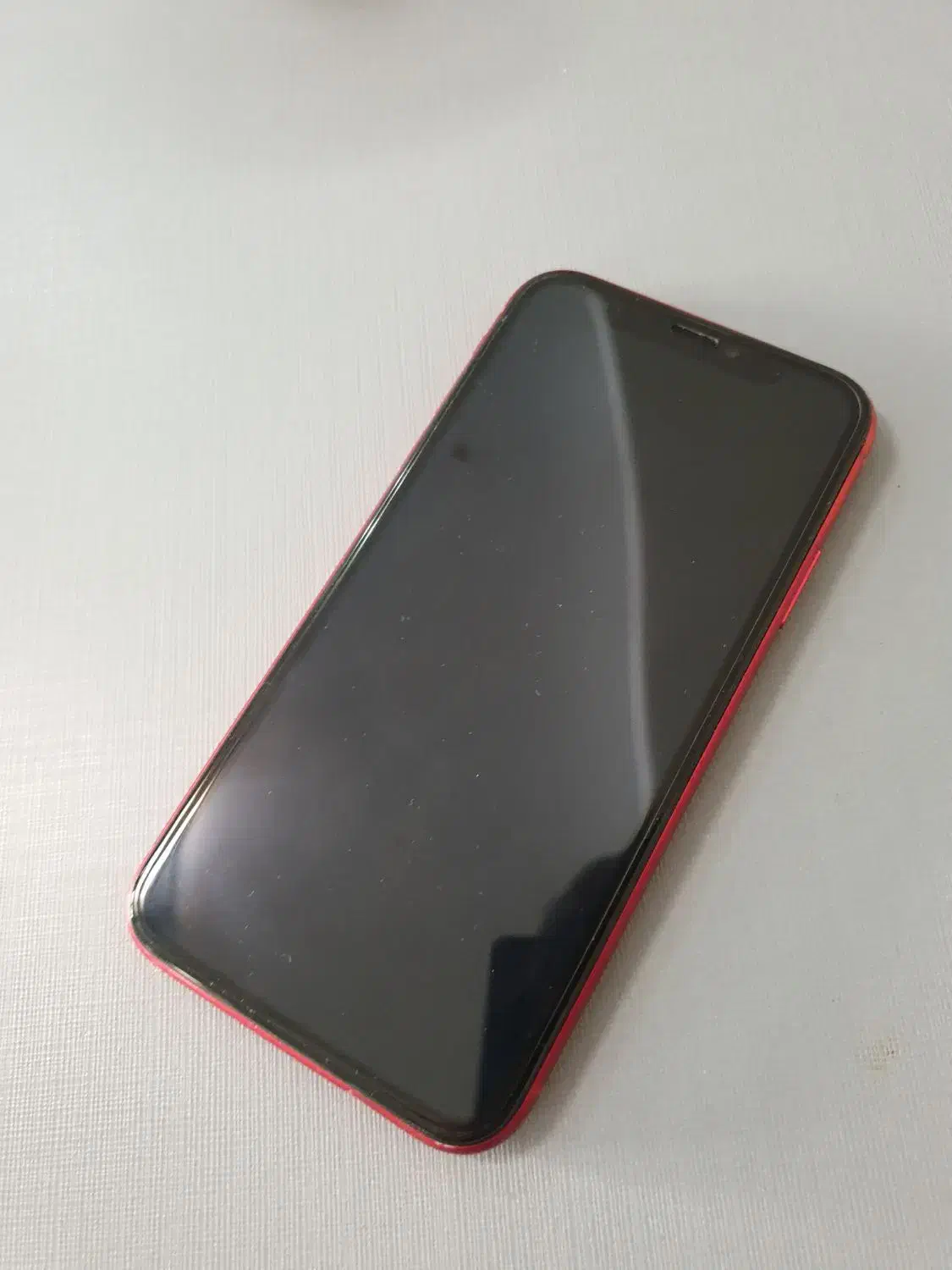 آیفون xr|موبایل|تهران, درختی|دیوار