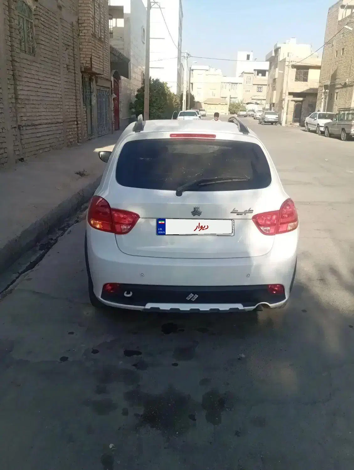 کوییک|خودرو سواری و وانت|شیراز, ده پیاله|دیوار