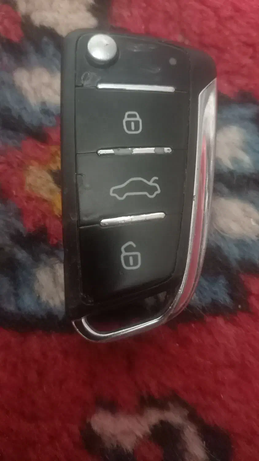 یک عدد کلید جک پیدا شده|اشیا|میاندوآب, |دیوار