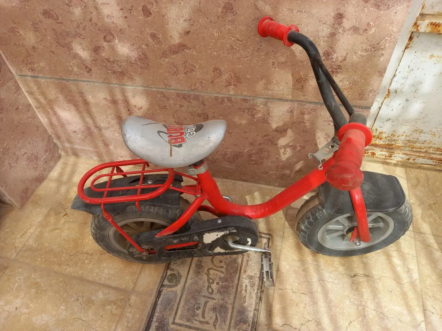 دوچرخه بچگانه|دوچرخه، اسکیت، اسکوتر|شاهینشهر, حاجی آباد|دیوار