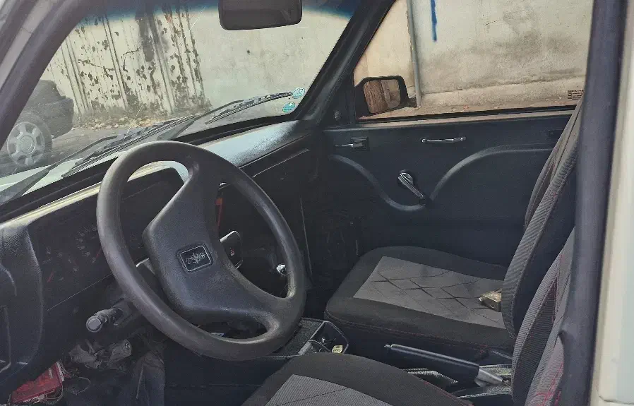 وانت سواری مدل ۹۳|خودرو سواری و وانت|اردبیل, |دیوار