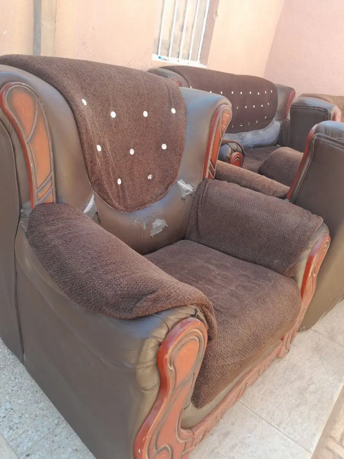 فروش مبل هفت نفره دست دوم|مبلمان خانگی و میز عسلی|آباده, |دیوار