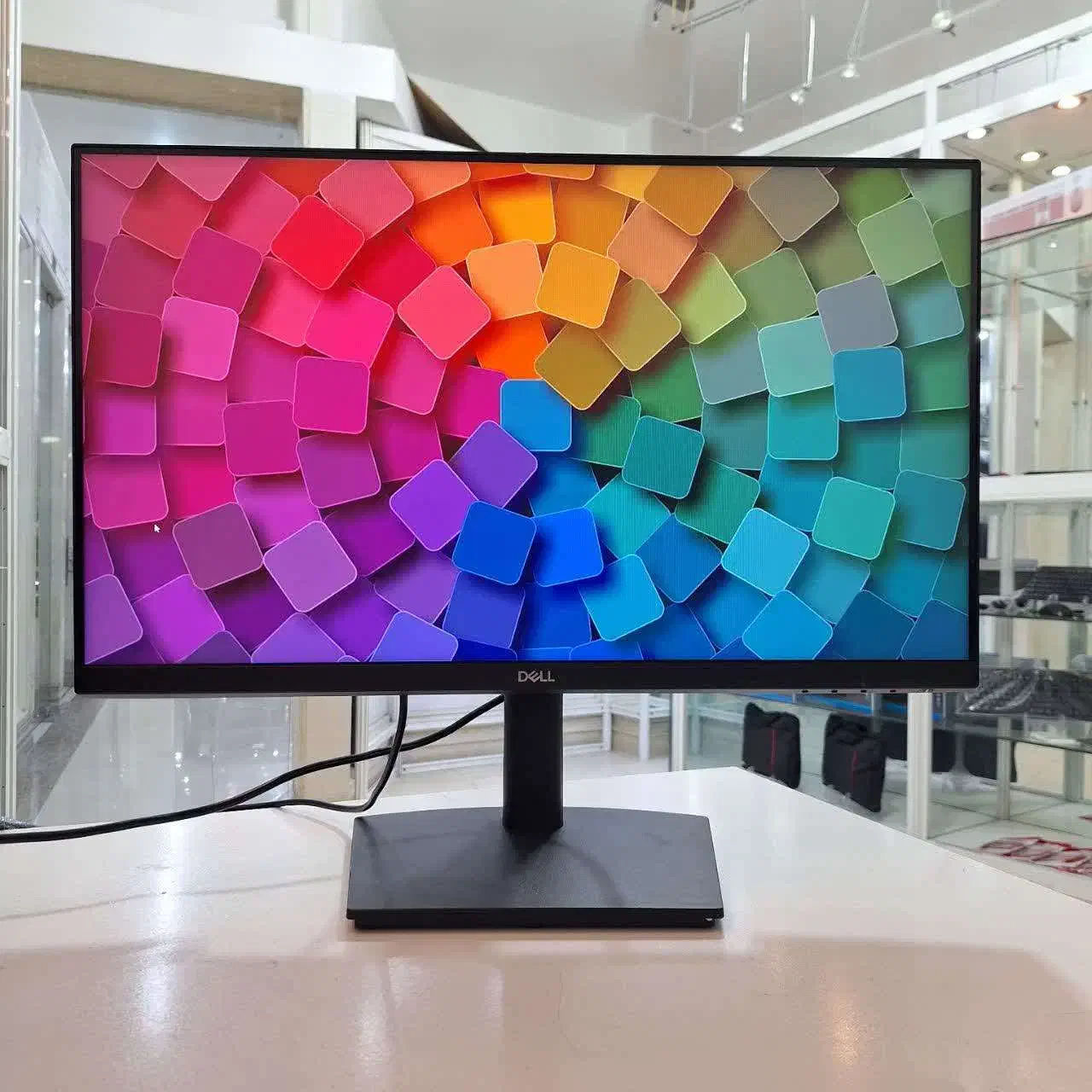 مانیتور استوک 24اینچ|قطعات و لوازم جانبی رایانه|اصفهان, نقش جهان|دیوار