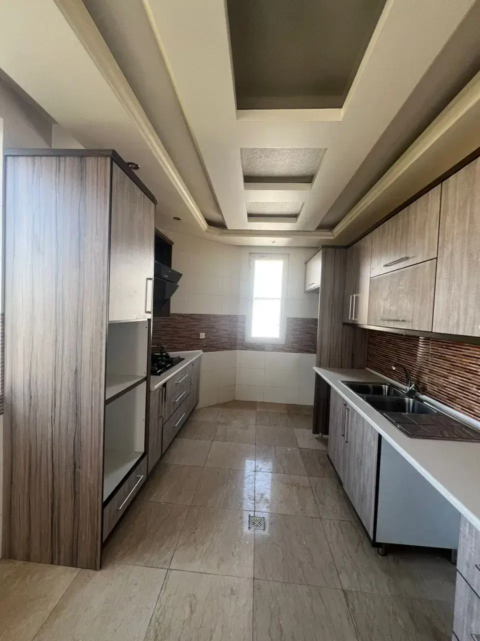 60م1خ تخلیه ط3بااسانسورغ میدان7حوض