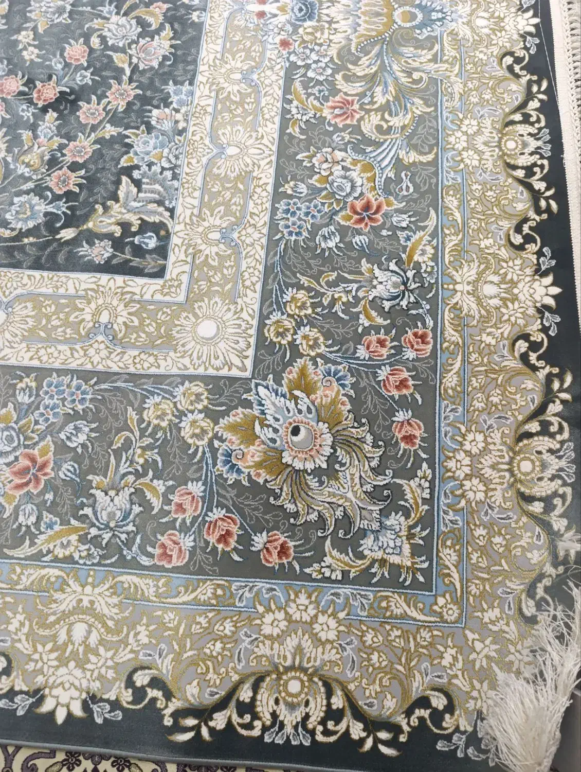 فرش ۲۰ متری  ۱۲۰۰ شانه|فرش|قرچک, باقرآباد|دیوار