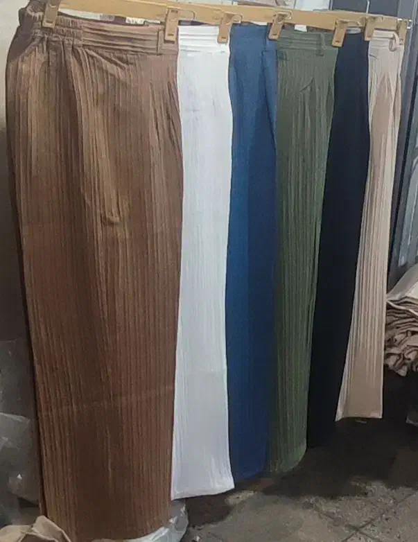 به تعدادی نیروی ساده آقا نیازمندیم|استخدام صنعتی، فنی، مهندسی|تهران, مسعودیه|دیوار