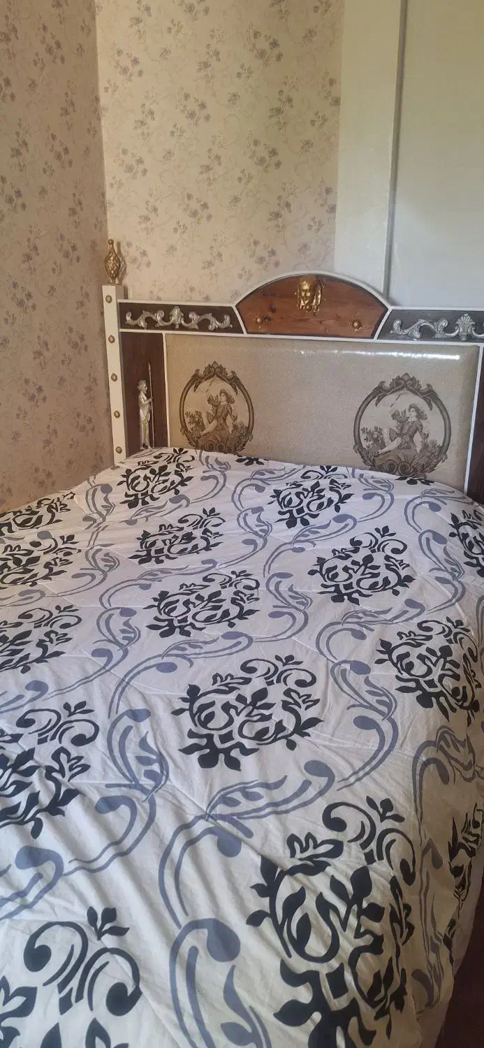 تخت دو نفره|تخت و سرویس خواب|گلبهار, شهر جدید گلبهار|دیوار