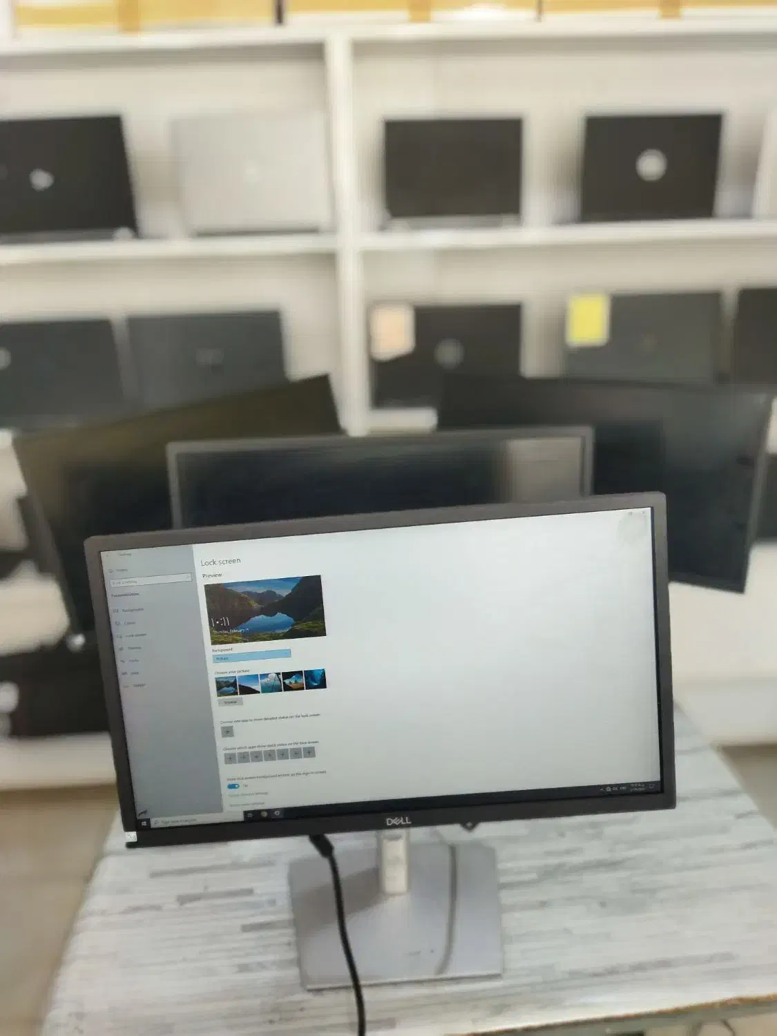 LED 22 DELL مانیتور|قطعات و لوازم جانبی رایانه|شوش, |دیوار