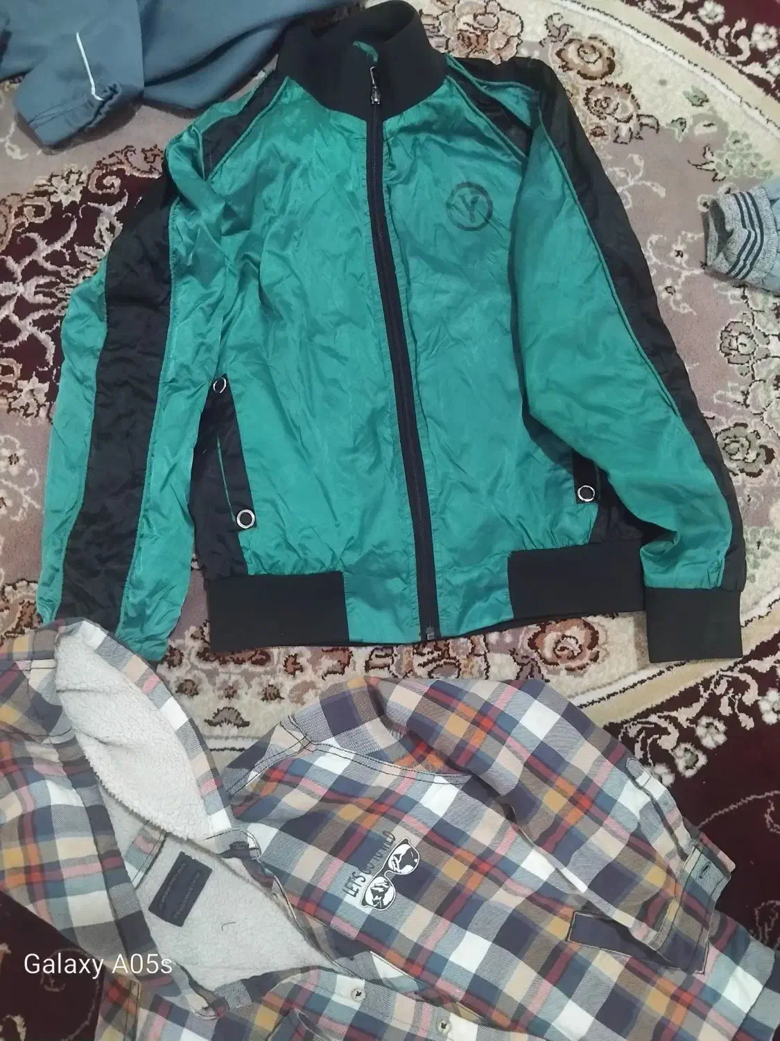 سوشرت ولباس ورزشی پسرانه خیلی تمیز|کفش و لباس بچه|خوی, |دیوار