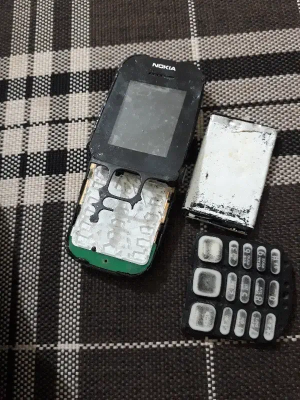 گوشی پیدا شدا|موبایل|خرم‌آباد, |دیوار