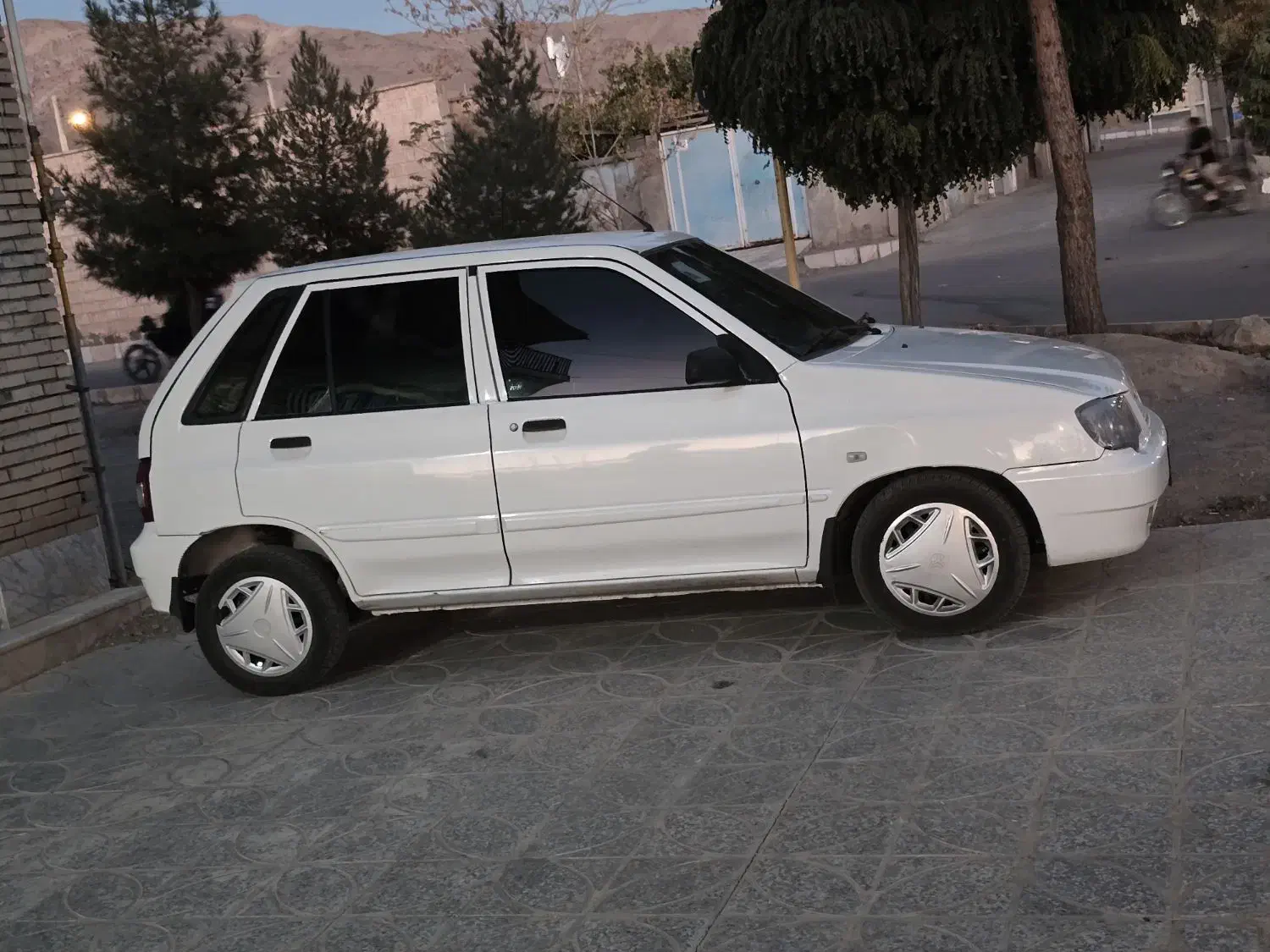 باسلام 111 عروسک مدل 95|خودرو سواری و وانت|کرمان, |دیوار