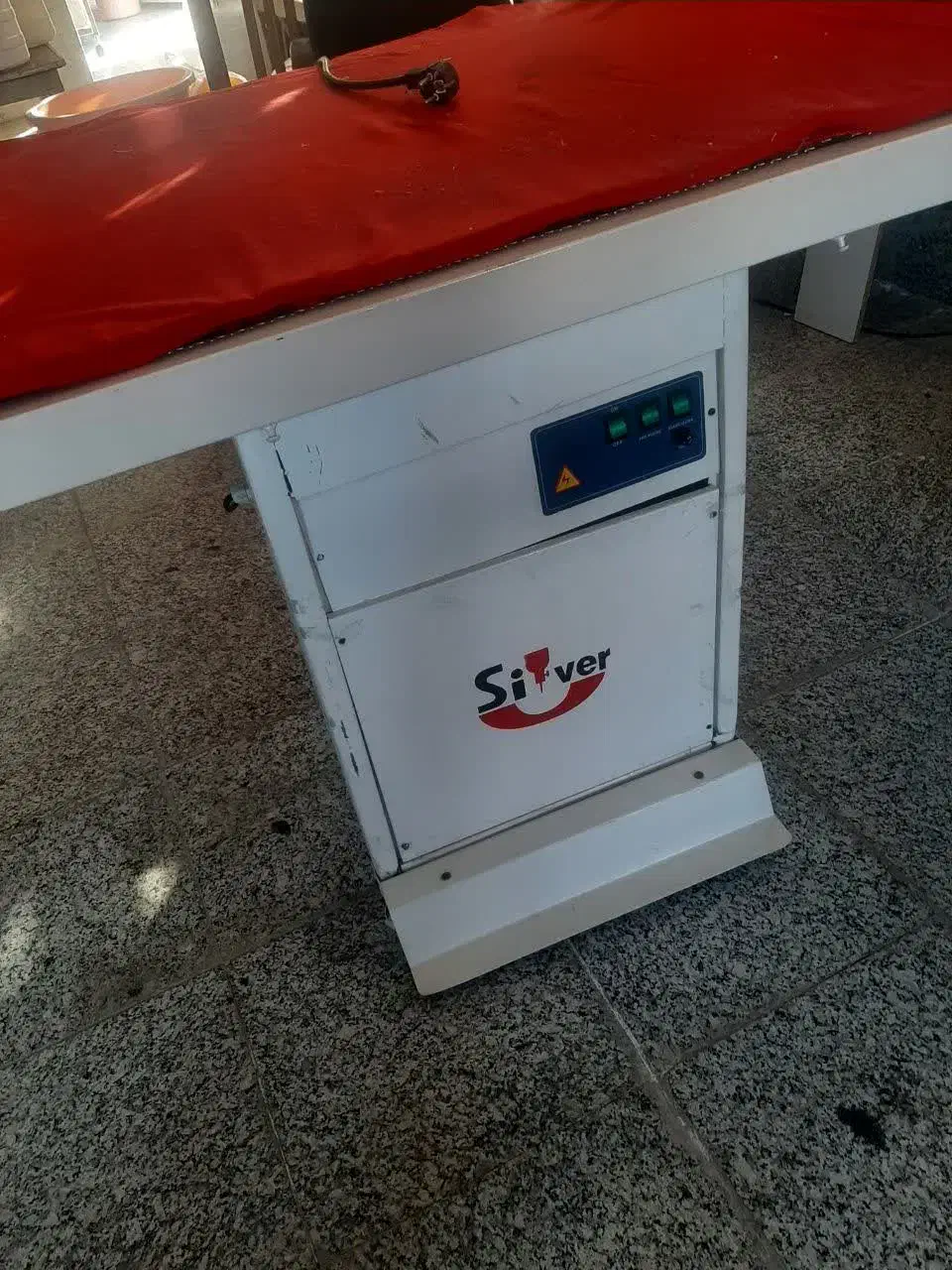 چرخ صنعتی|چرخ خیاطی و ریسندگی|سرعین, |دیوار