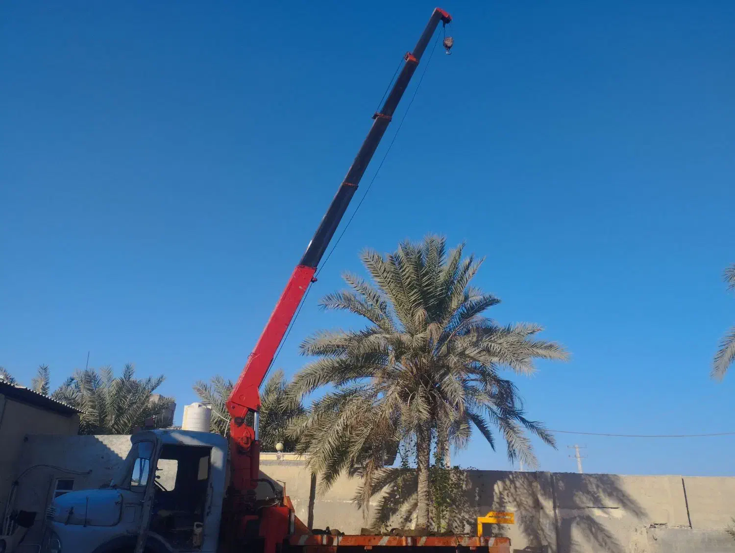 جرثقیل 5تن دکل بلند|خدمات حمل و نقل|قشم, |دیوار