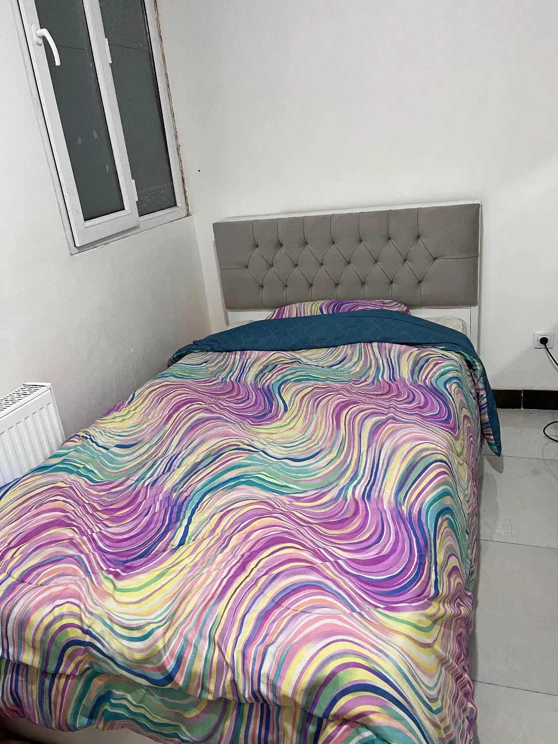 تخت خواب ۱/۵ نفره نو|تخت و سرویس خواب|محمدیه-قزوین, |دیوار