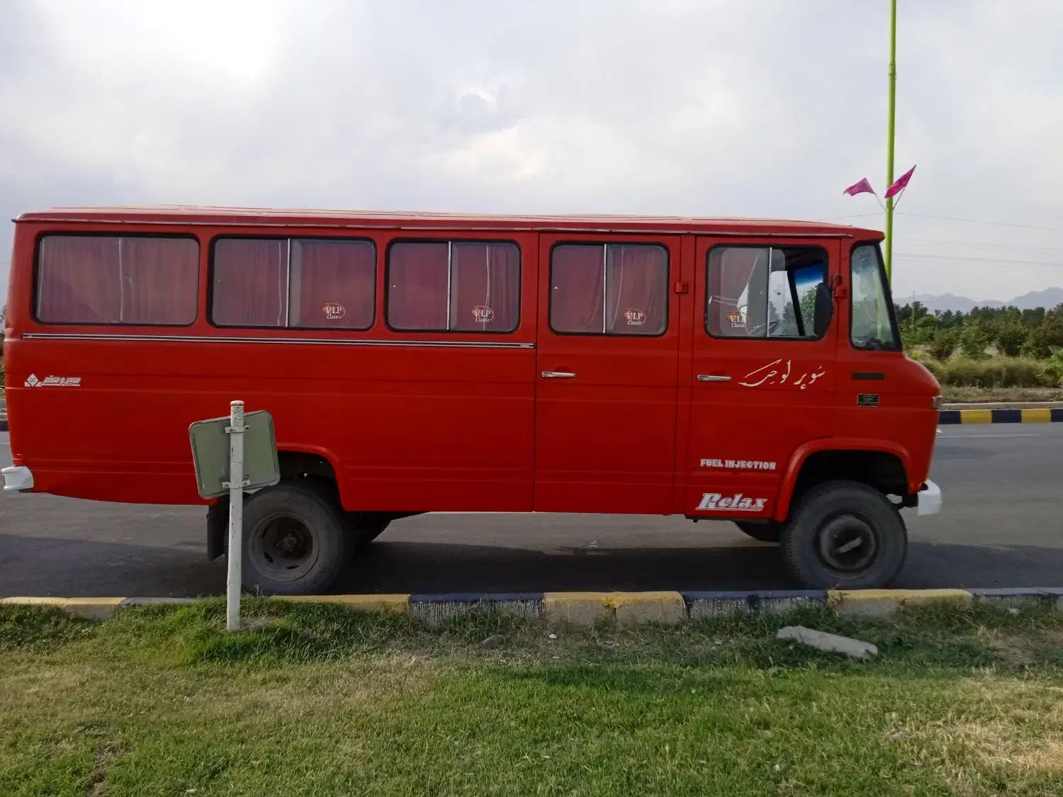 مینی‌بوس بنزمدل1360|خودرو سنگین|لنجان, |دیوار