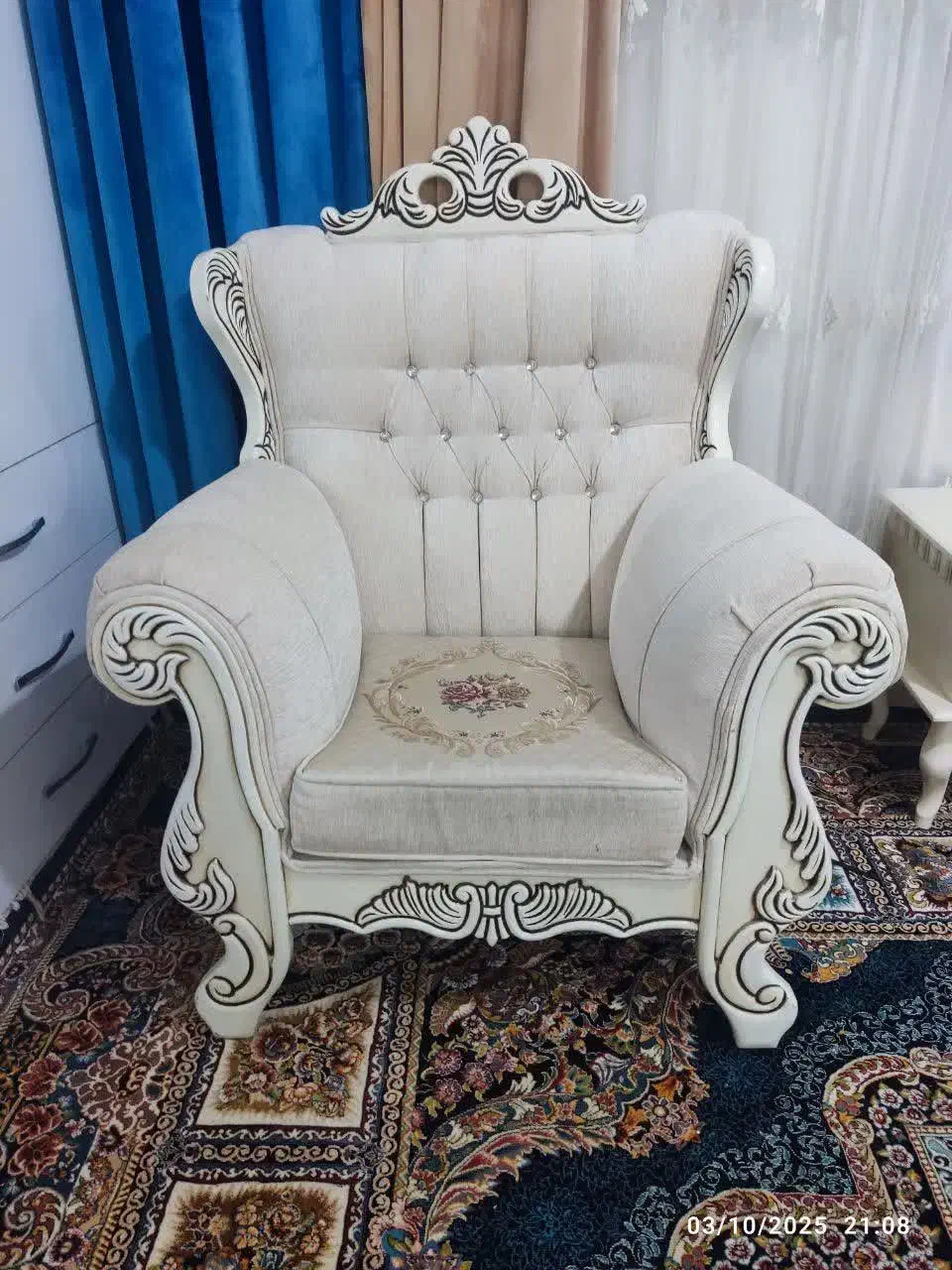 مبل ۷ نفره درحد نو|مبلمان خانگی و میز عسلی|کاشمر, |دیوار