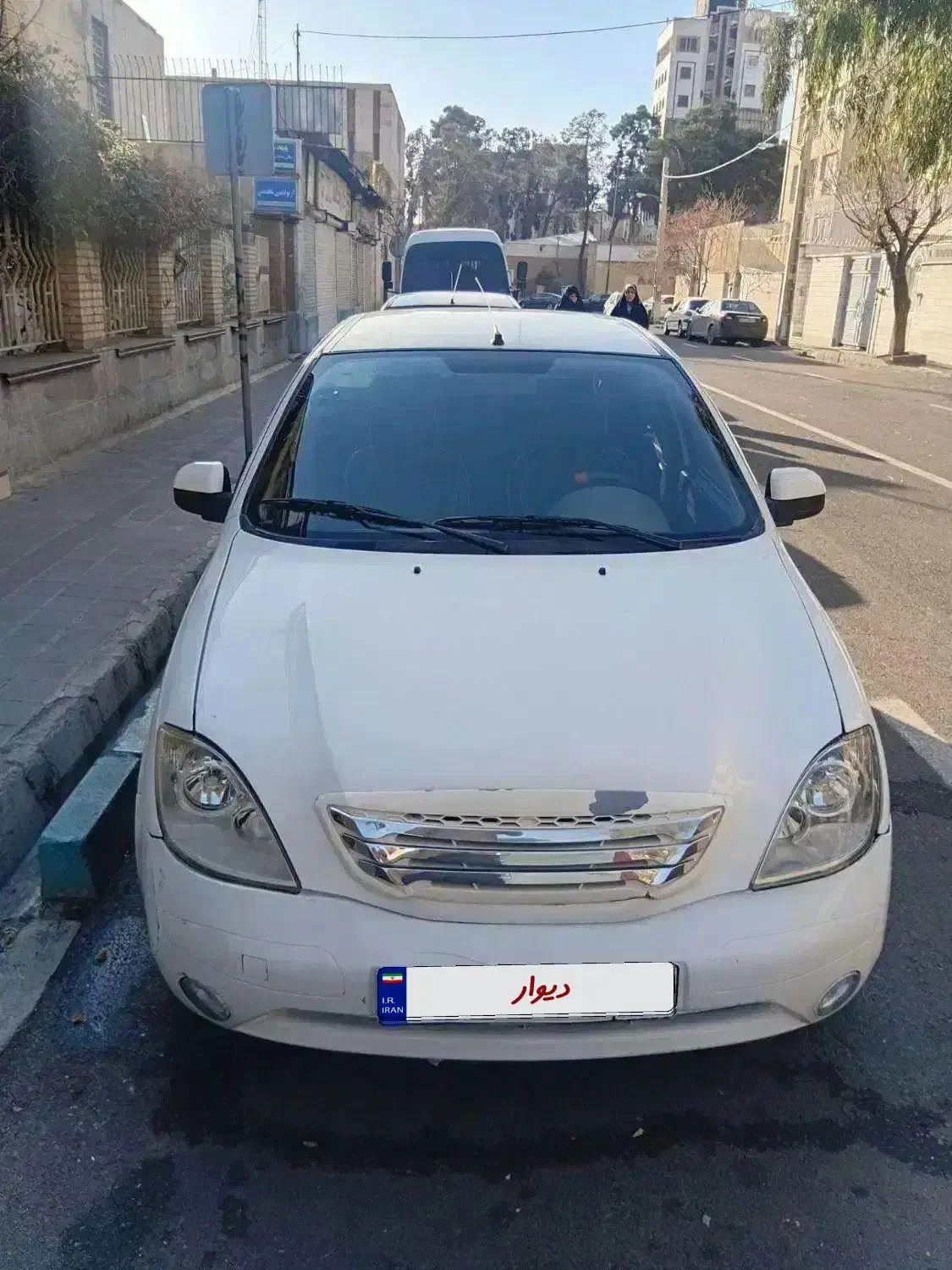 تیبا سفید|خودرو سواری و وانت|تهران, دهم فروردین|دیوار