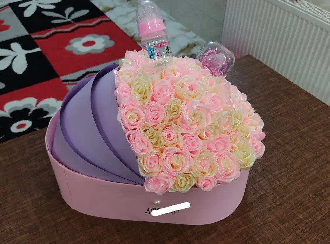 باکس گل دسته گل روبانی|گل مصنوعی|یزد, |دیوار