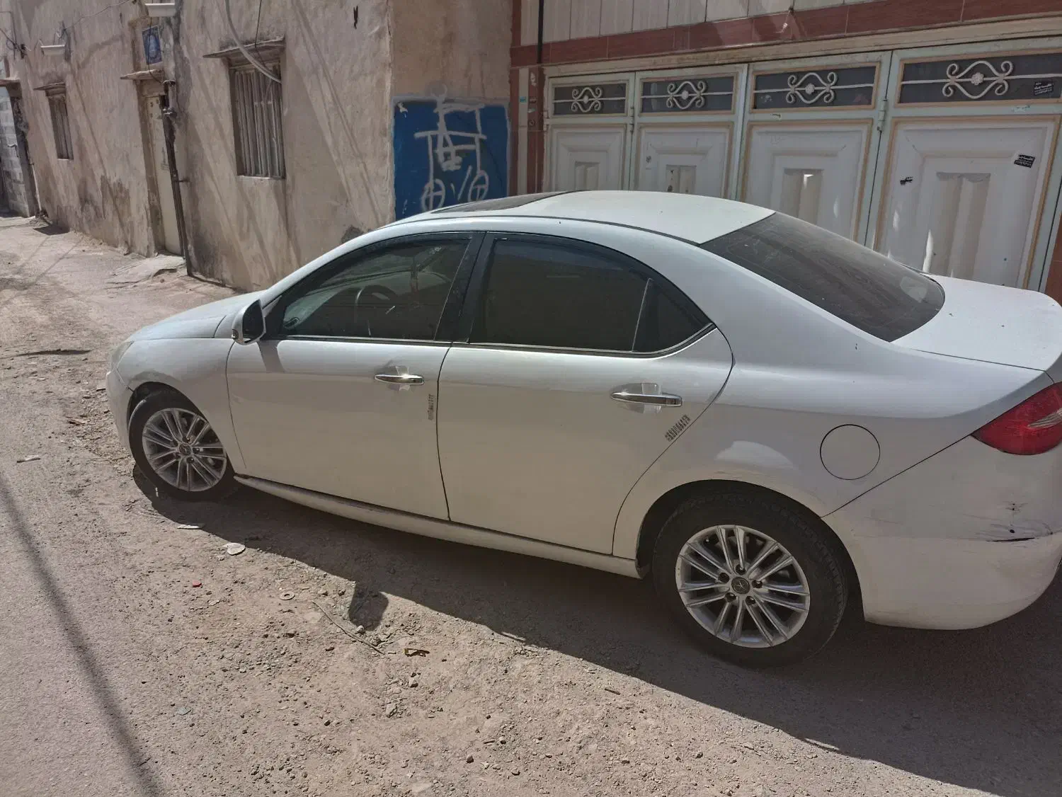 فروش جک J5 اتومات مدل ۱۳۹۴ موتور سالم و قیمت مناسب|خودرو سواری و وانت|کازرون, |دیوار