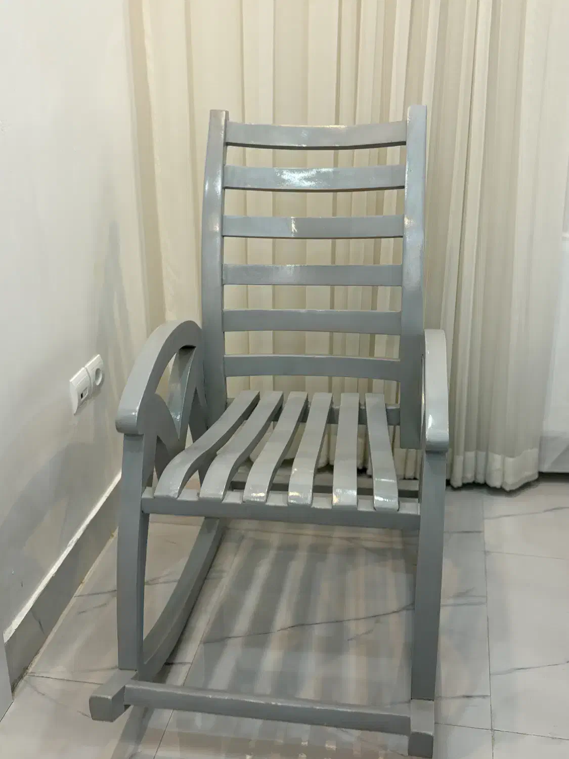 صندلی راک (مادر بزرگ)|صندلی و نیمکت|میانه, |دیوار