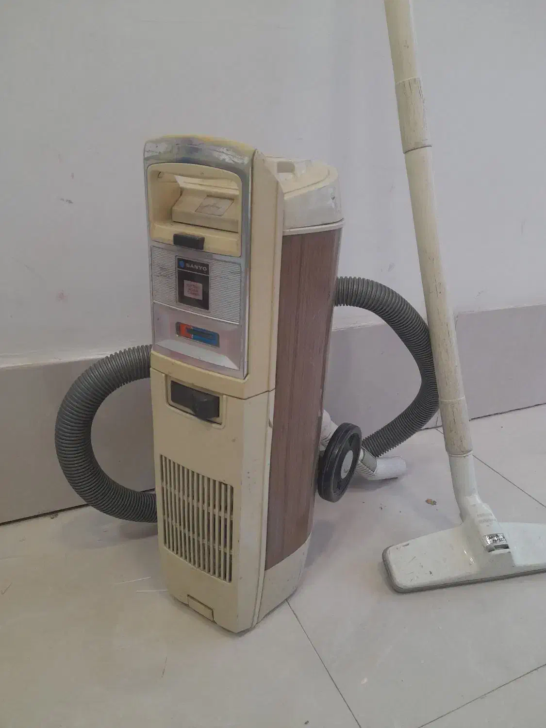 جاروبرقی|جاروبرقی، جارو شارژی، بخارشو|اردبیل, |دیوار