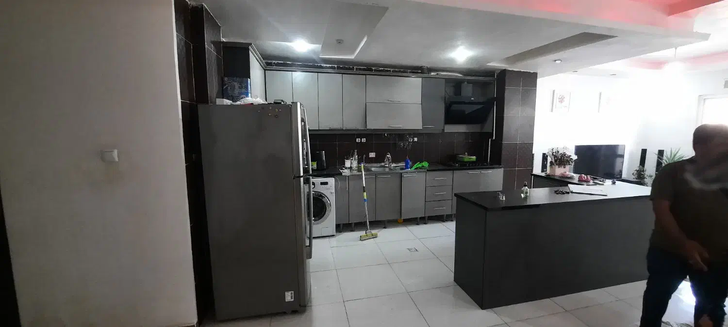 کابینت ام دی اف آماده در حد نو تمیز|مصالح و تجهیزات ساختمان|اهواز, فرهنگ شهر|دیوار