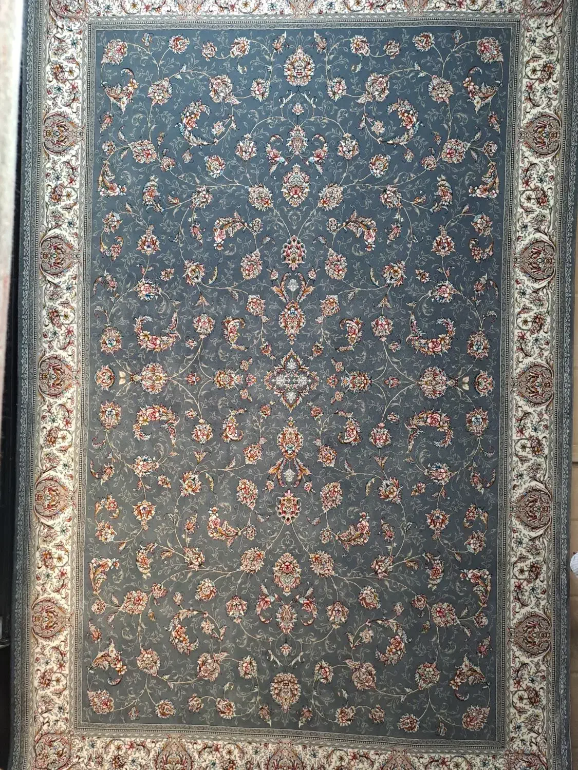 انواع فرشهای ۷۰۰شانه نخ ۱۰۰٪ آکریلیک/اقساط ۱۰ ماهه|فرش|زنجان, |دیوار