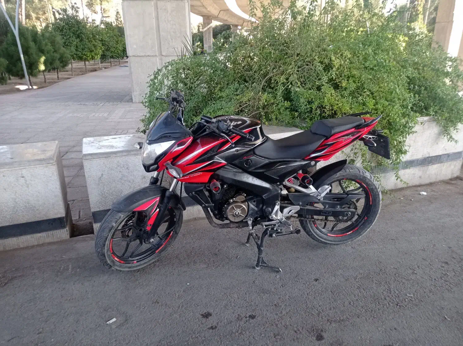 موتور پالس 150|موتورسیکلت|شیراز, راهنمایی|دیوار